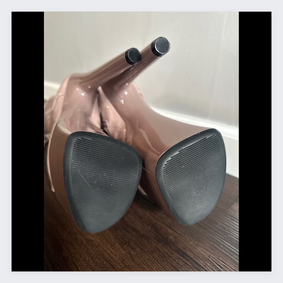 Hella Heels LipKit Open Toe Boot - Boujee - 8 INCH - Picture 9 of 10